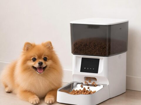 Premium Smart App-Controlled Automatic Pet Feeder – 4L Capacity with Dual Power & Anti-Jam Technology