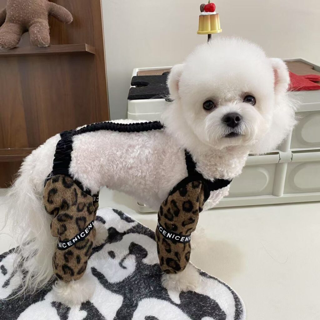 Product Description: Pet Cat Dog Outdoor Walking Dustproof Pants – Anti-Dirt Leg Covers for Small Dogs