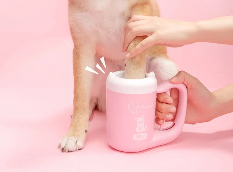 Modern Automatic Dog Paw Cleaner Cup – Eco-Friendly Silicone Foot Washing Grooming Tool for Cats & Dogs